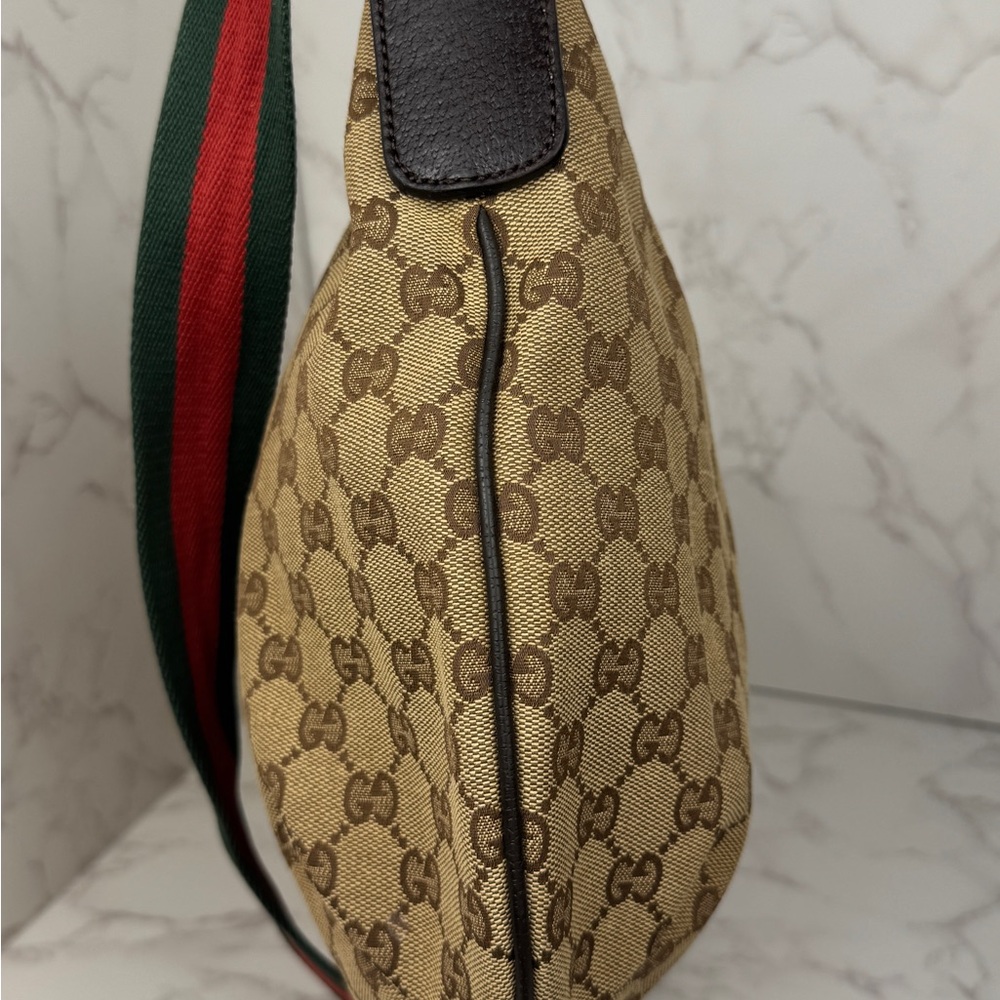 Gucci Half Moon Saddle Crossbody GG Canvas Hobo Bag with Green and Red Strap - Picture 5 of 16